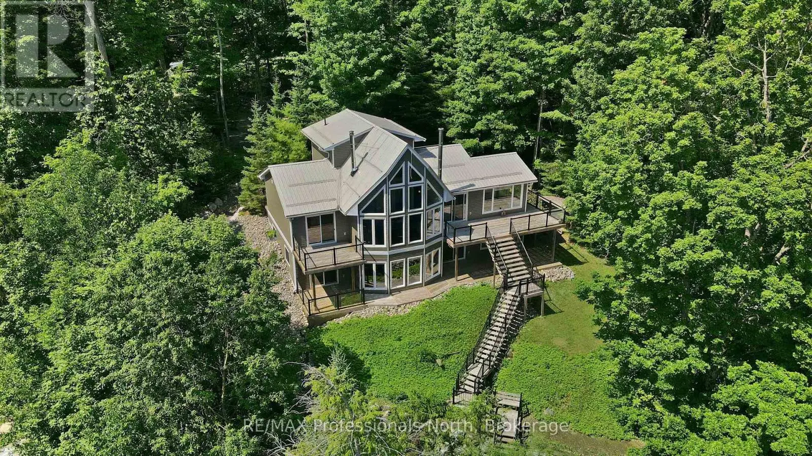 1114 Miskwabi Lake Road, Dysart et al (Dysart)